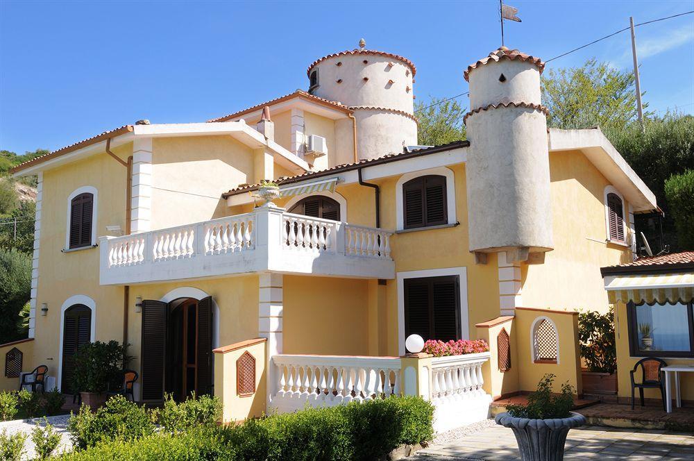 Hotel Villa La Colombaia Agropoli Buitenkant foto